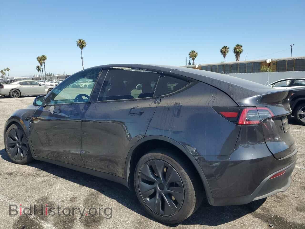 2025 TESLA MODEL Y - VIN: 7SAYGDED3SF242855 - Фото 2