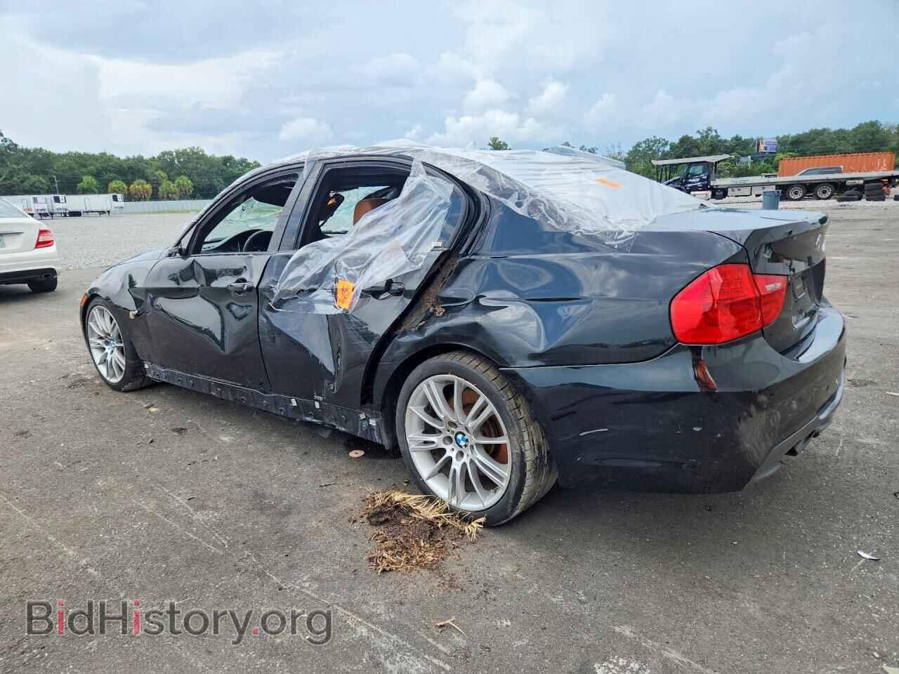 2011 BMW 3 SERIES - VIN: WBAPM5C56BE577013 - Photo 2