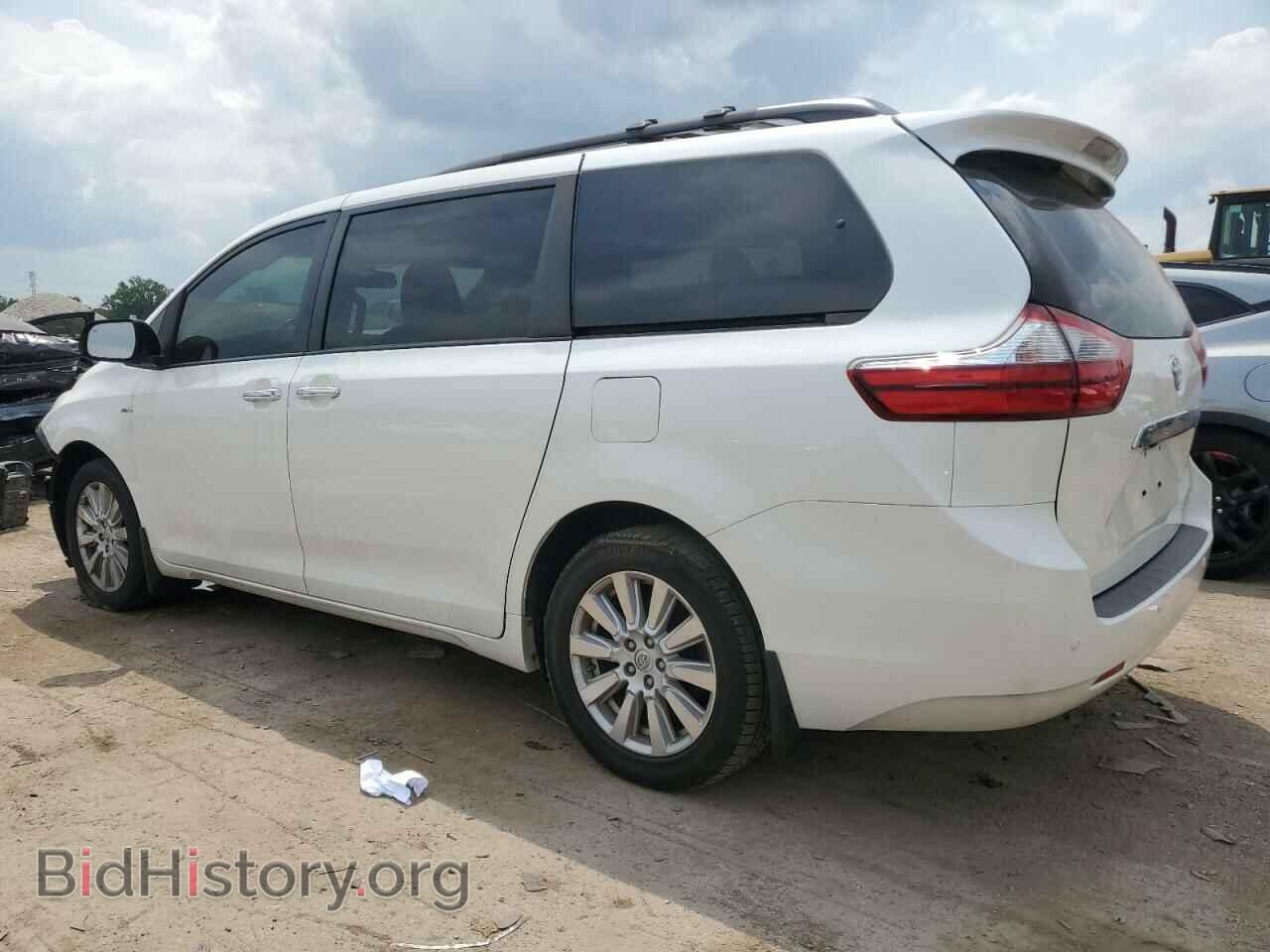 2017 TOYOTA All Models - VIN: 5TDDZ3DC2HS178465 - Фото 2