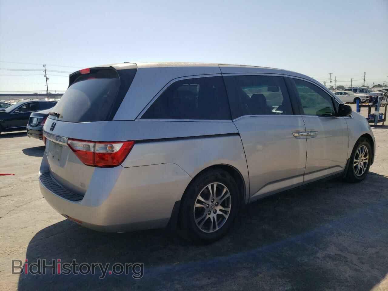 2011 HONDA All Models - VIN: 5FNRL5H60BB058747 - Фото 3