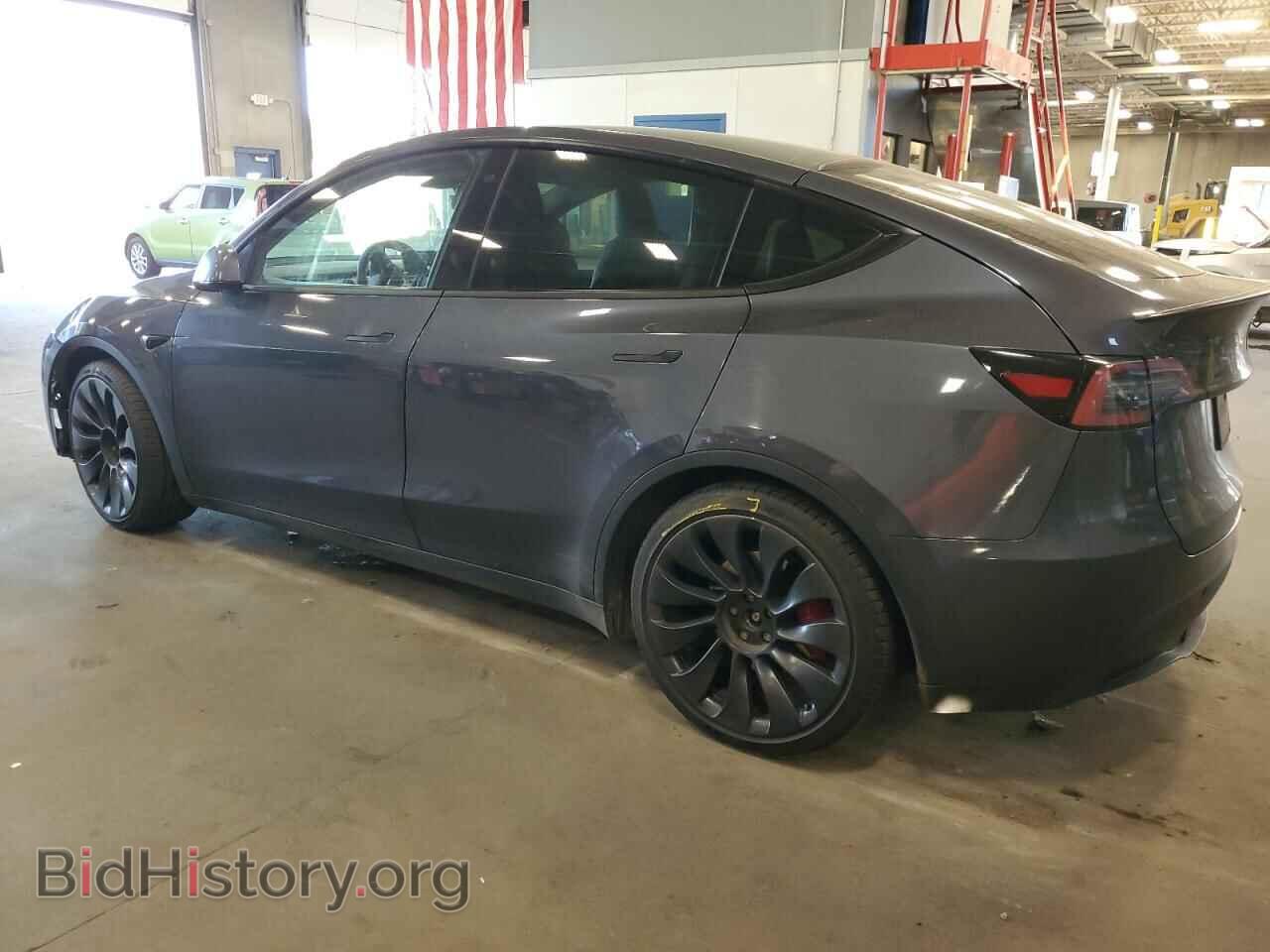 2022 TESLA MODEL Y - VIN: 7SAYGDEF1NF396485 - Фото 2
