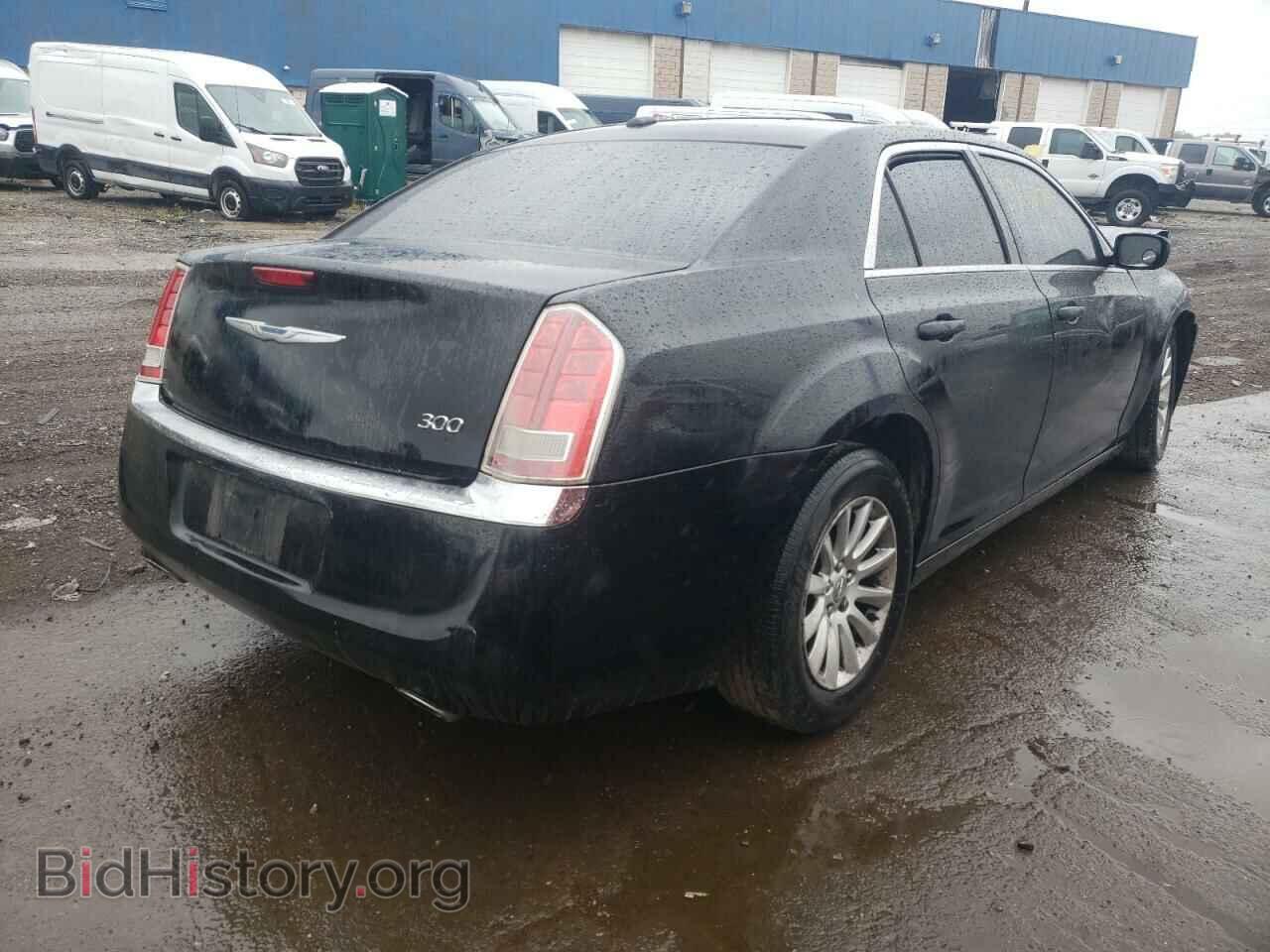 2014 CHRYSLER 300 - VIN: 2C3CCAAG1EH377997 - Фото 4