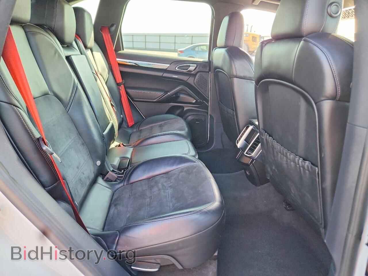 2018 PORSCHE CAYENNE - VIN: WP1AA2A23JKA03492 - Photo 11
