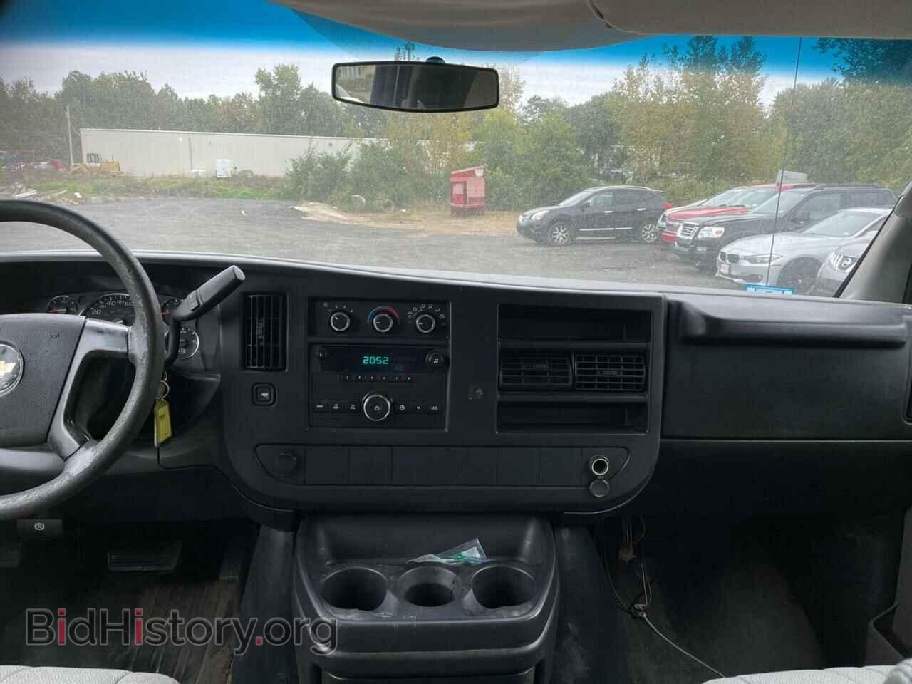2010 CHEVROLET EXPRESS - VIN: 1GCZGFAAXA1138038 - Фото 9