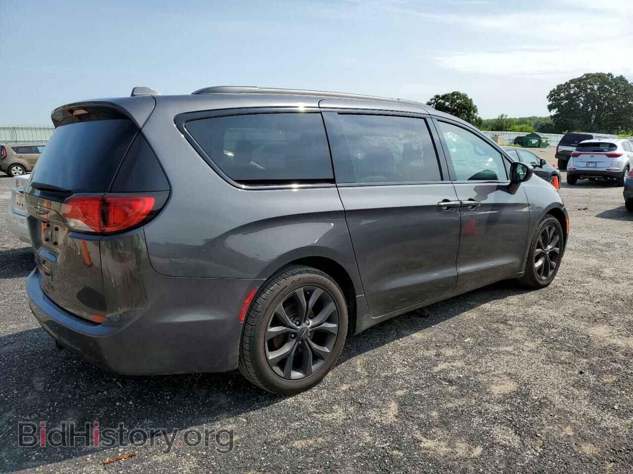 2018 CHRYSLER PACIFICA - VIN: 2C4RC1EG8JR333810 - Фото 3