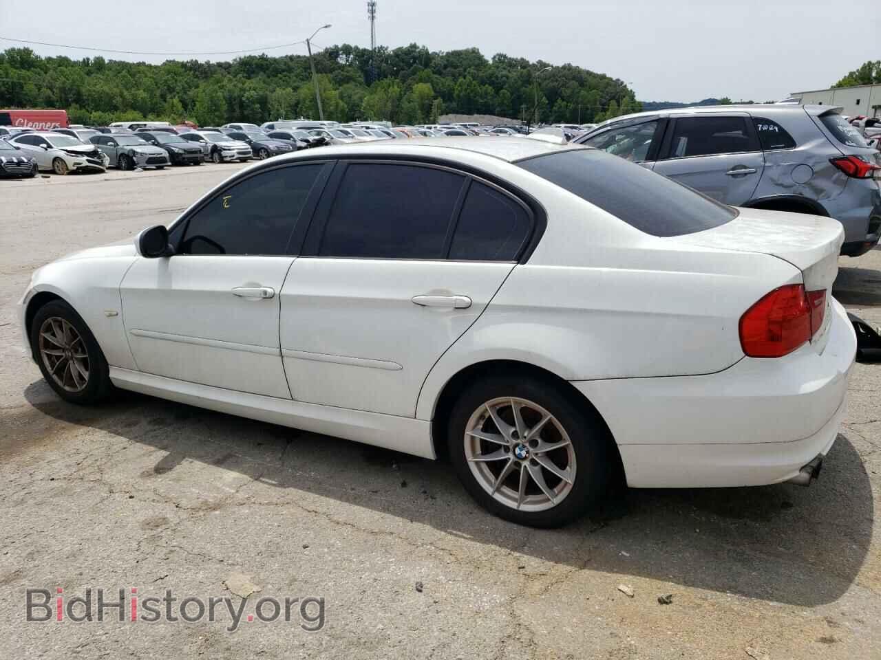 2010 BMW 3 SERIES - VIN: WBAPH7C53AE129794 - Фото 2