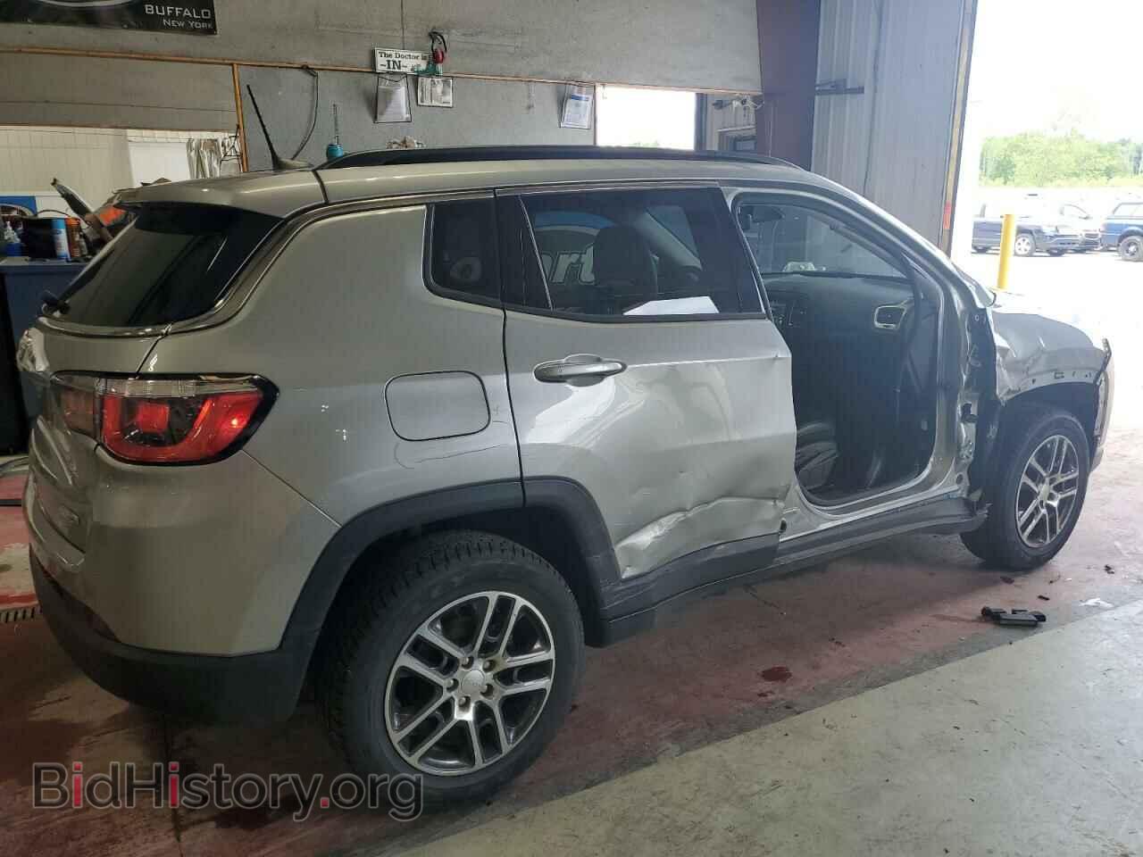2019 JEEP COMPASS - VIN: 3C4NJDBB9KT735767 - Фото 3