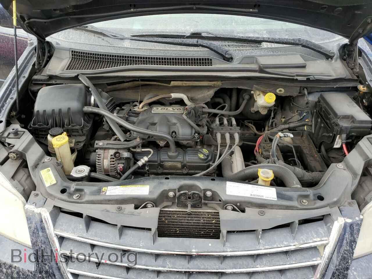 2008 CHRYSLER MINIVAN - VIN: 2A8HR54PX8R716525 - Фото 7