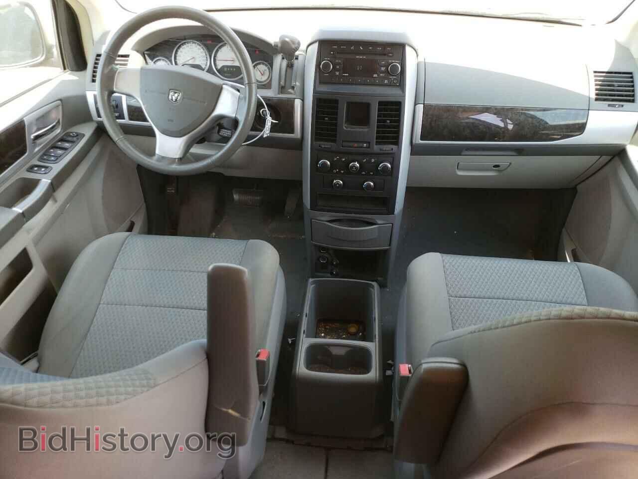 2010 DODGE CARAVAN - VIN: 2D4RN5D16AR138855 - Фото 8
