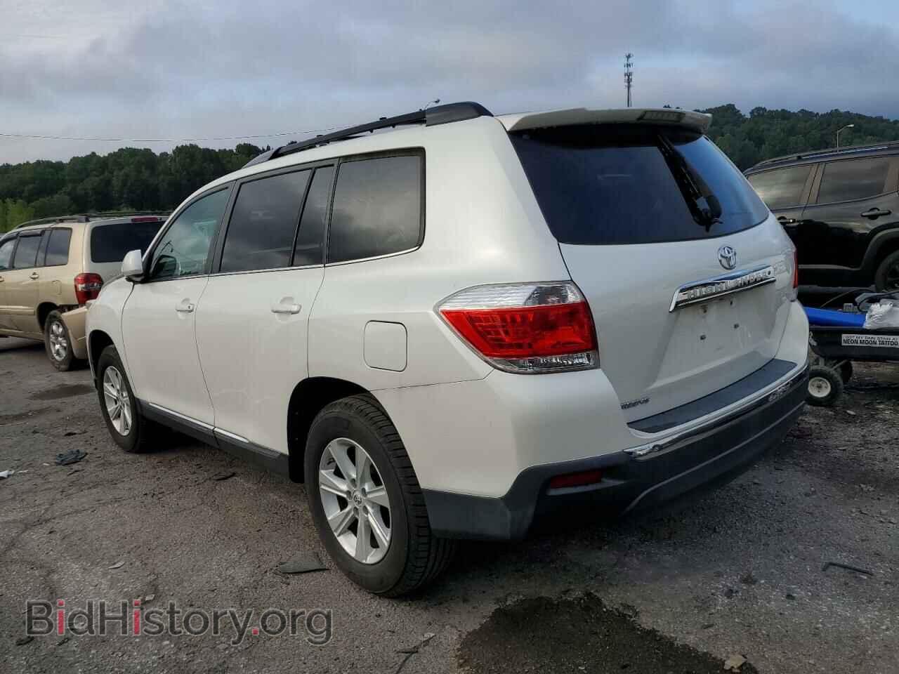 2011 TOYOTA HIGHLANDER - VIN: 5TDZK3EH6BS026636 - Фото 2