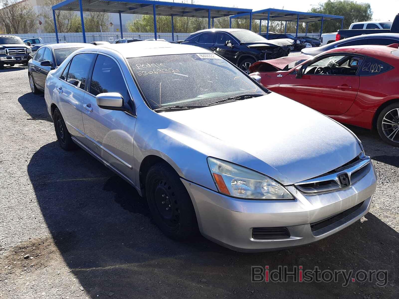 Photo 1HGCM66586A005961 - HONDA ACCORD 2006