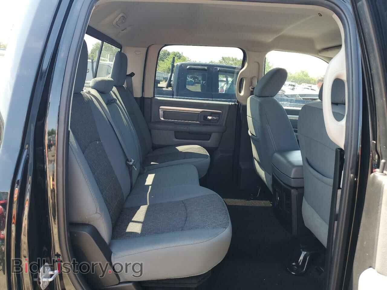 2015 RAM 1500 - VIN: 3C6RR7LT1FG554817 - Photo 10