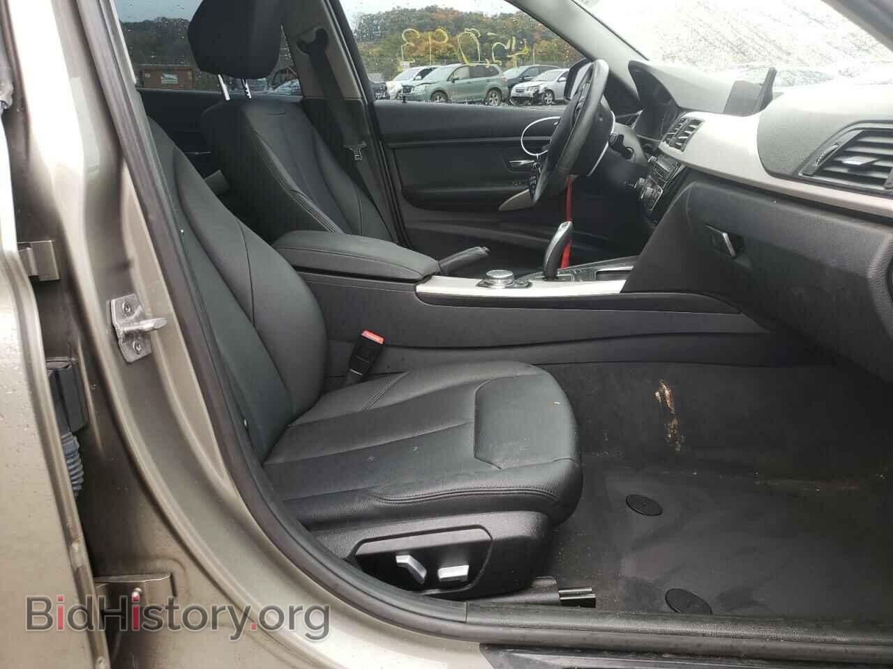 2016 BMW 3 SERIES - VIN: WBA8E5G55GNT41018 - Фото 5