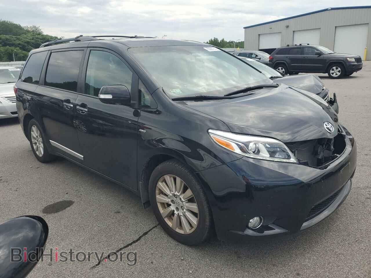 2017 TOYOTA All Models - VIN: 5TDDZ3DC5HS158436 - Фото 4