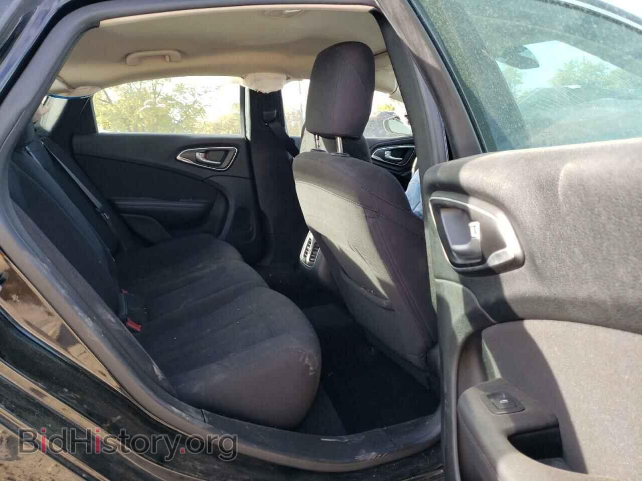 2015 CHRYSLER 200 - VIN: 1C3CCCABXFN693858 - Фото 6