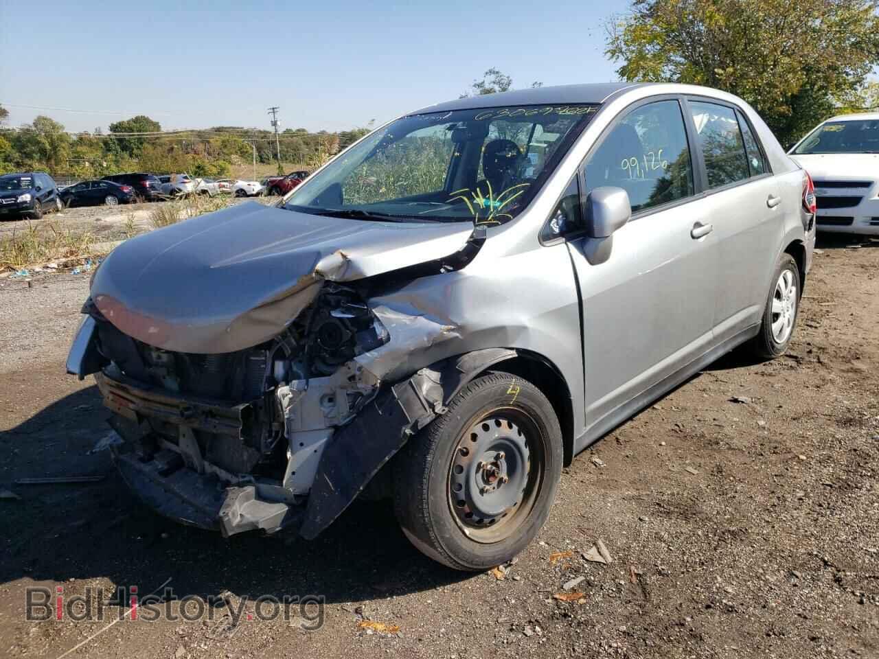 2011 NISSAN VERSA - VIN: 3N1BC1AP0BL422327 - Фото 2