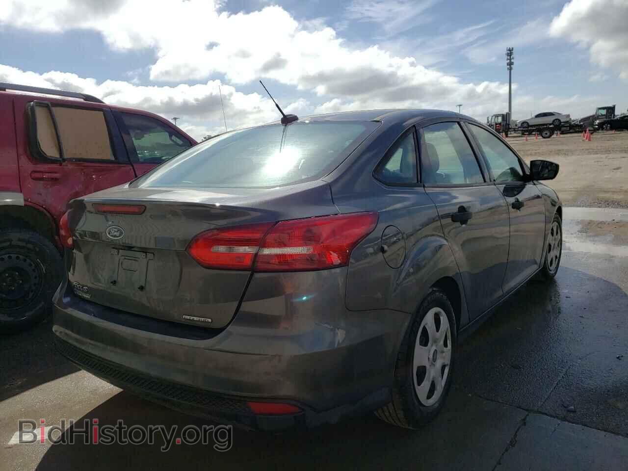 2016 FORD FOCUS - VIN: 1FADP3E24GL331123 - Photo 4