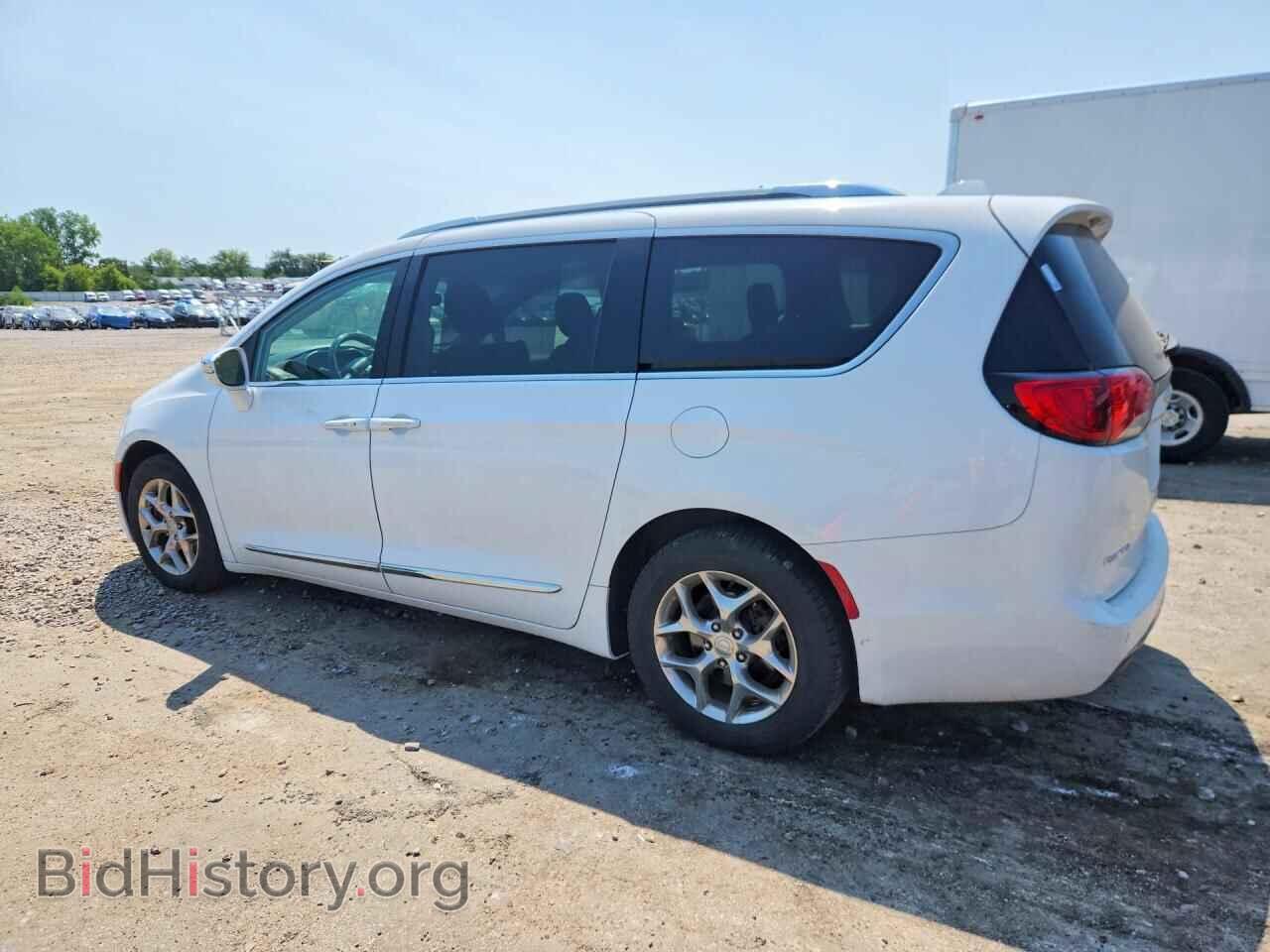 2019 CHRYSLER PACIFICA - VIN: 2C4RC1GG2KR627556 - Фото 2