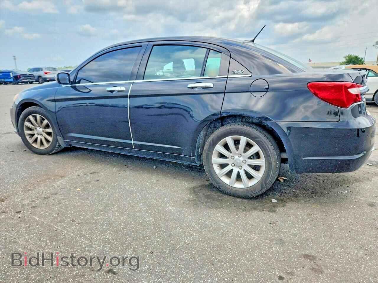 2013 CHRYSLER 200 - VIN: 1C3CCBCG7DN738206 - Photo 2
