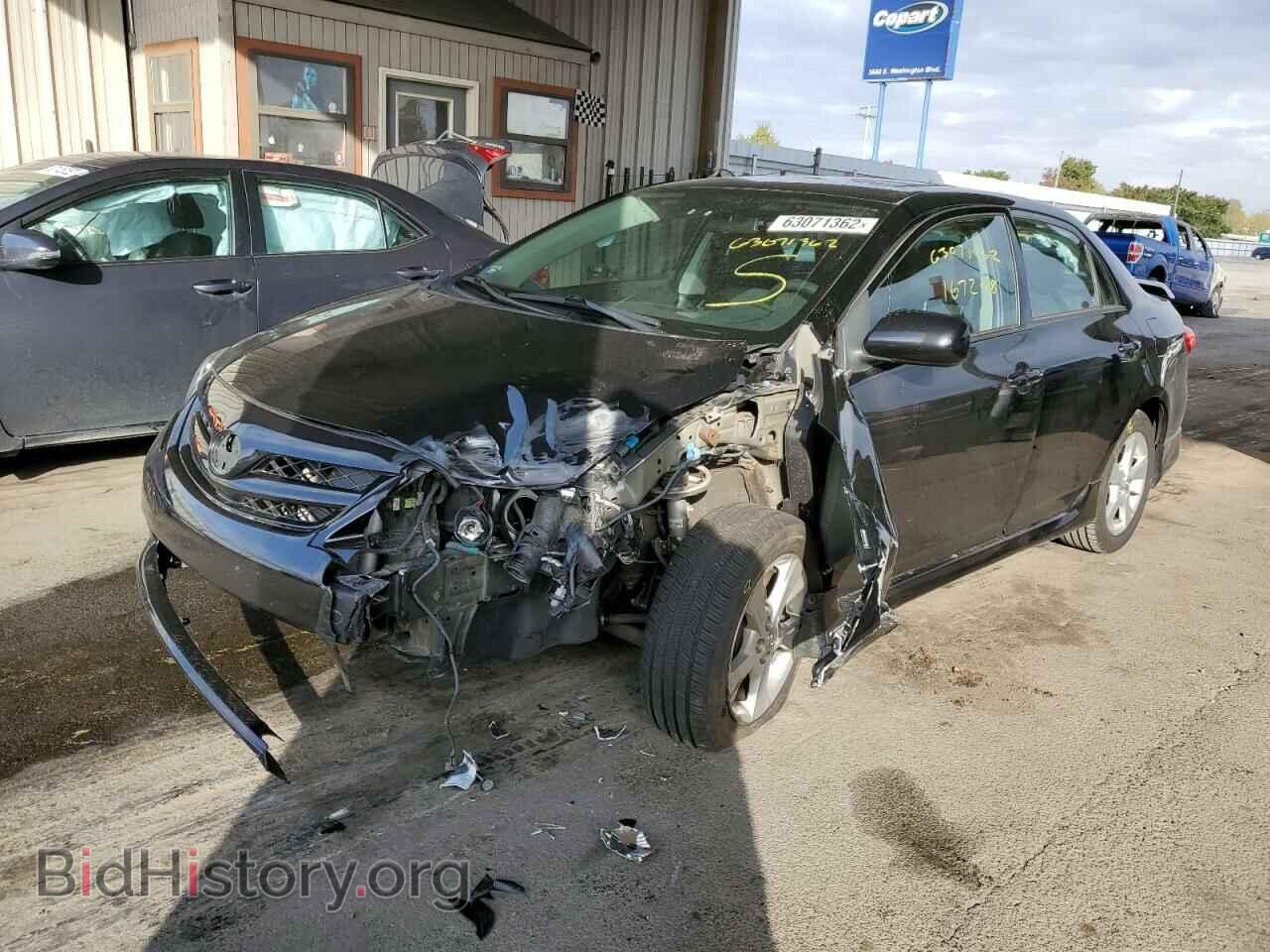 2011 TOYOTA COROLLA - VIN: 2T1BU4EEXBC611848 - Фото 2
