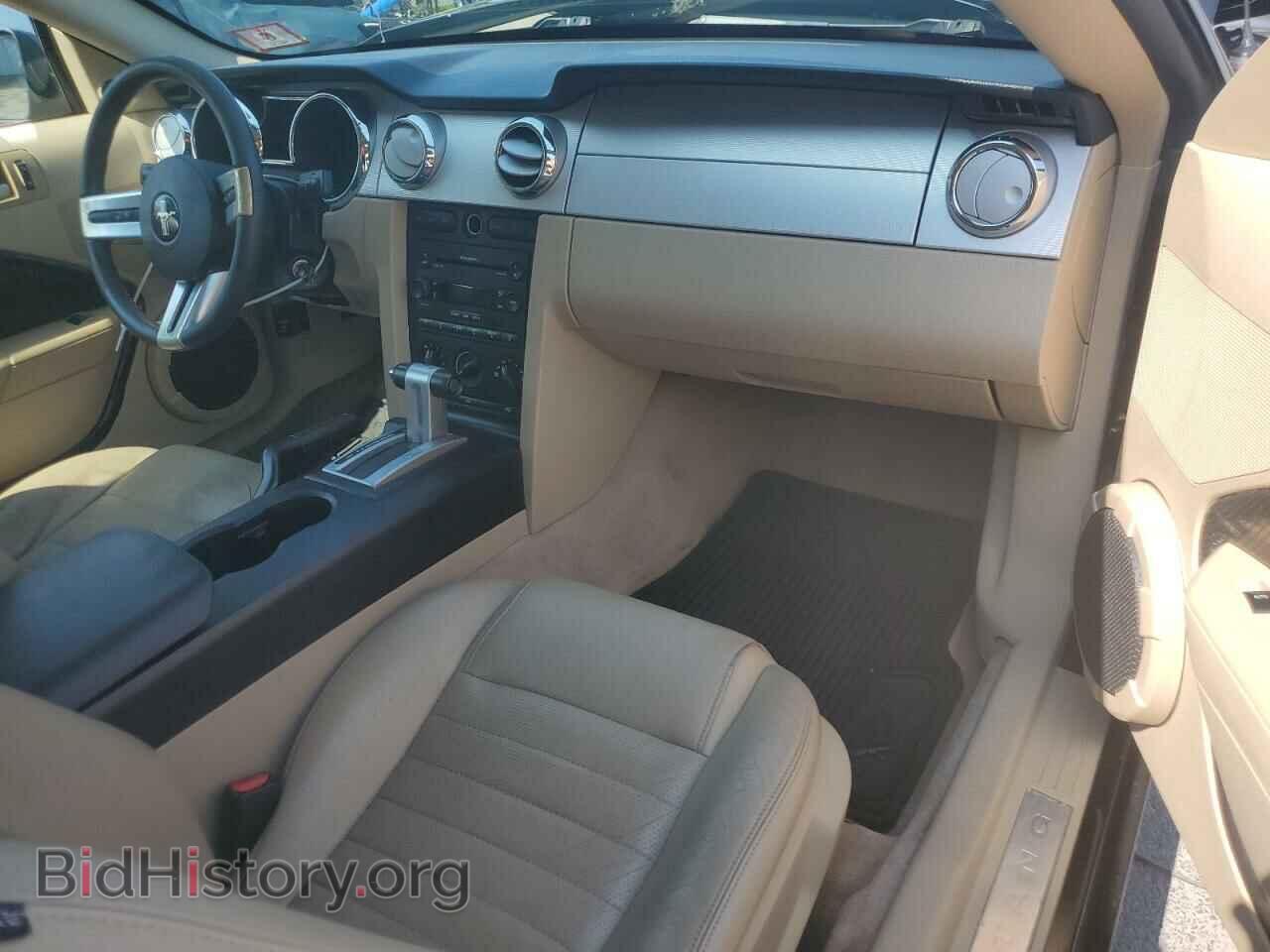2006 FORD MUSTANG - VIN: 1ZVHT82H965246677 - Фото 8