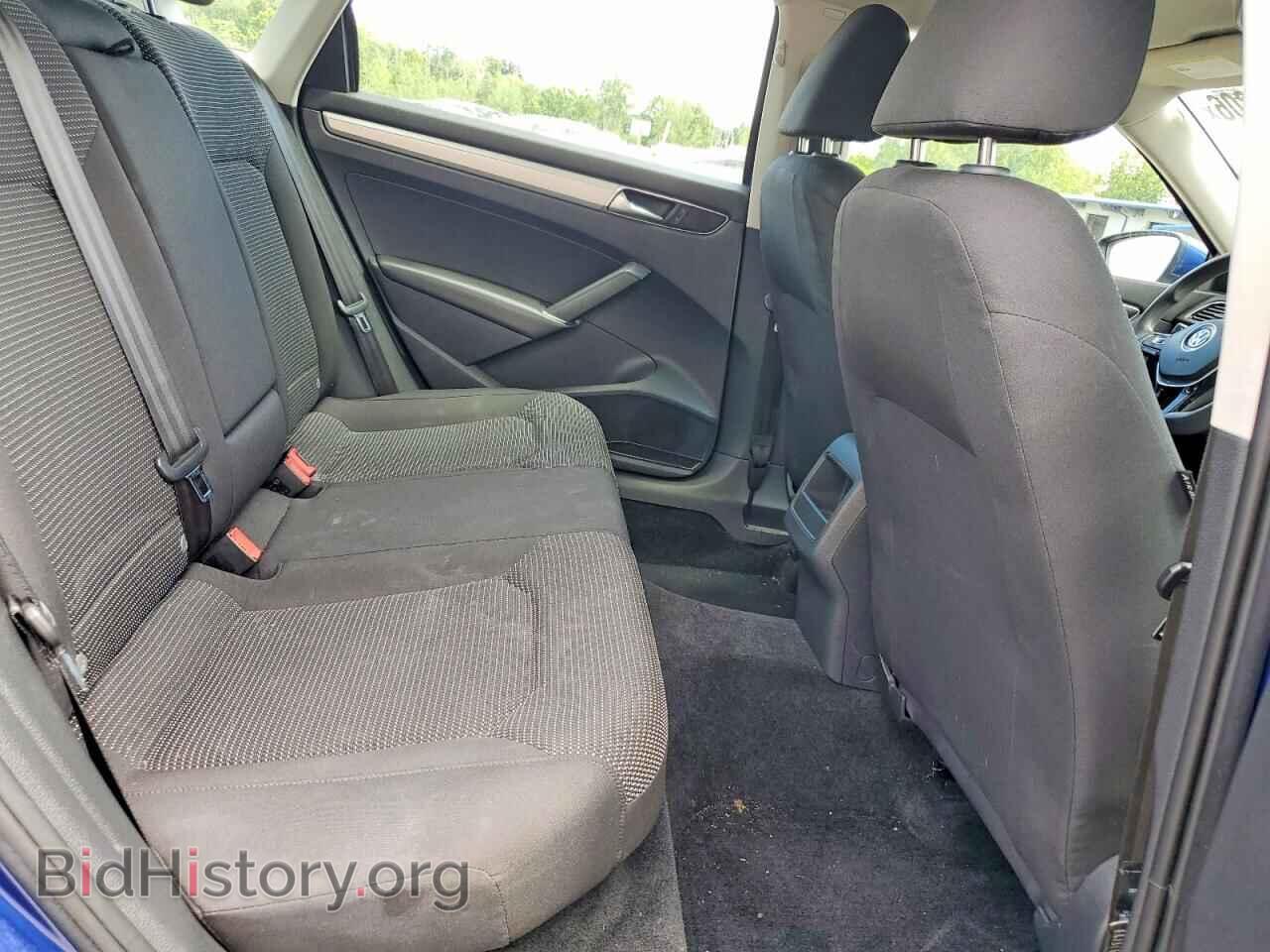 2017 VOLKSWAGEN PASSAT - VIN: 1VWAT7A34HC039713 - Photo 10