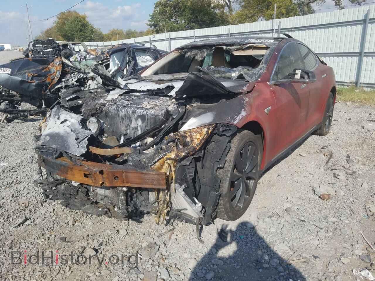 2015 TESLA MODEL S - VIN: 5YJSA1S24FF085011 - Фото 2