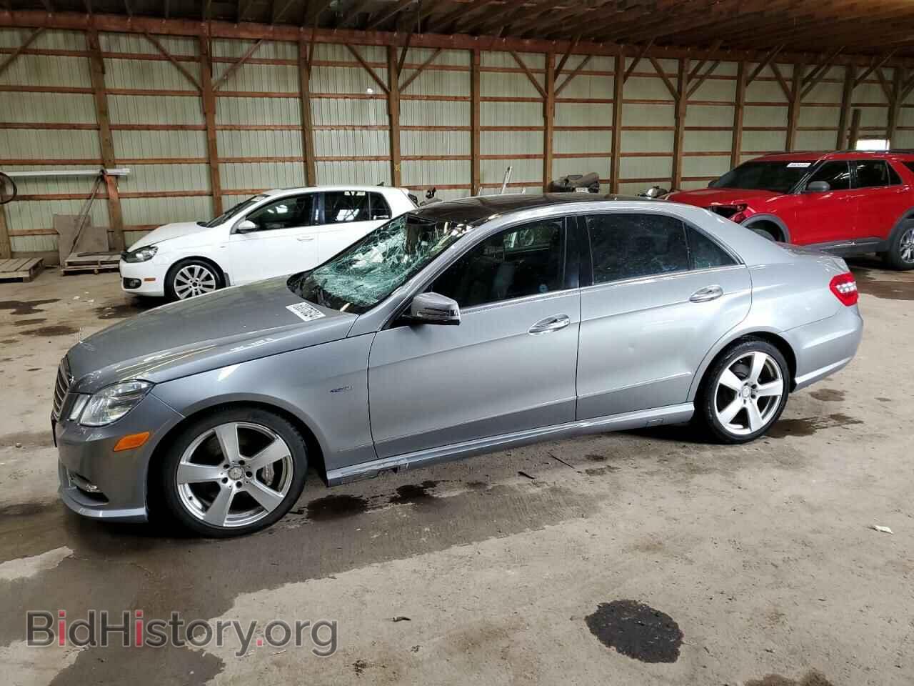Photo WDDHF8JB1CA623129 - MERCEDES-BENZ E-CLASS 2012