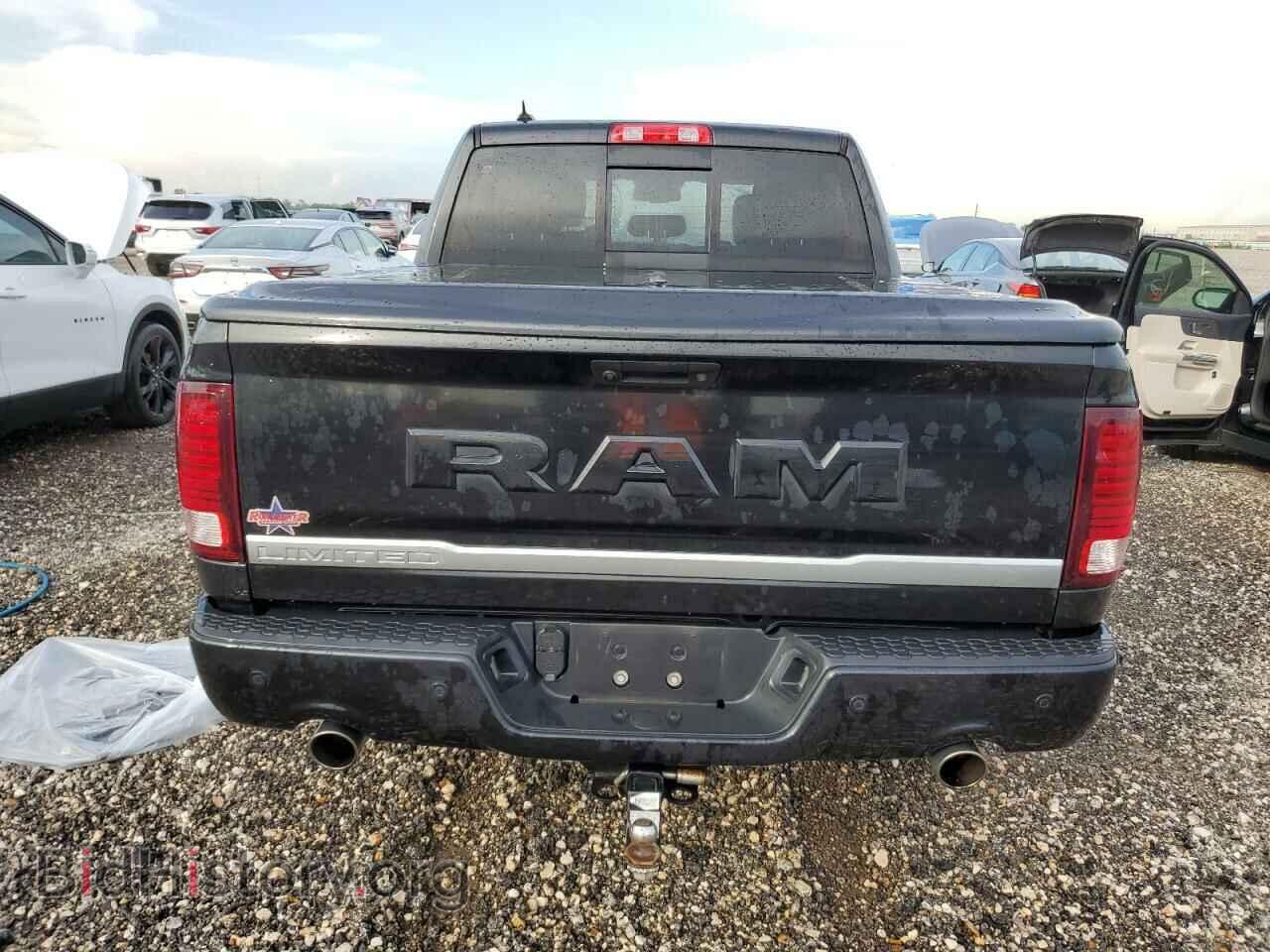 2018 RAM 1500 - VIN: 1C6RR6PT0JS191741 - Фото 6