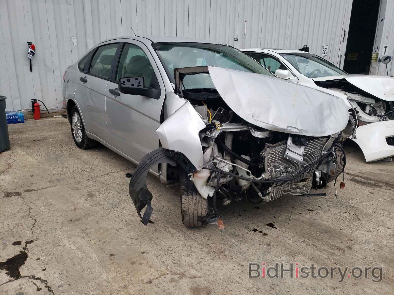 Photo 1FAHP3FN8AW218565 - FORD FOCUS 2010