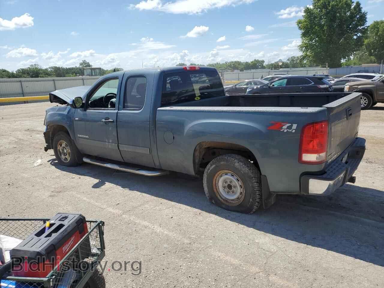 2011 GMC SIERRA - VIN: 1GTR2VE33BZ462570 - Фото 2