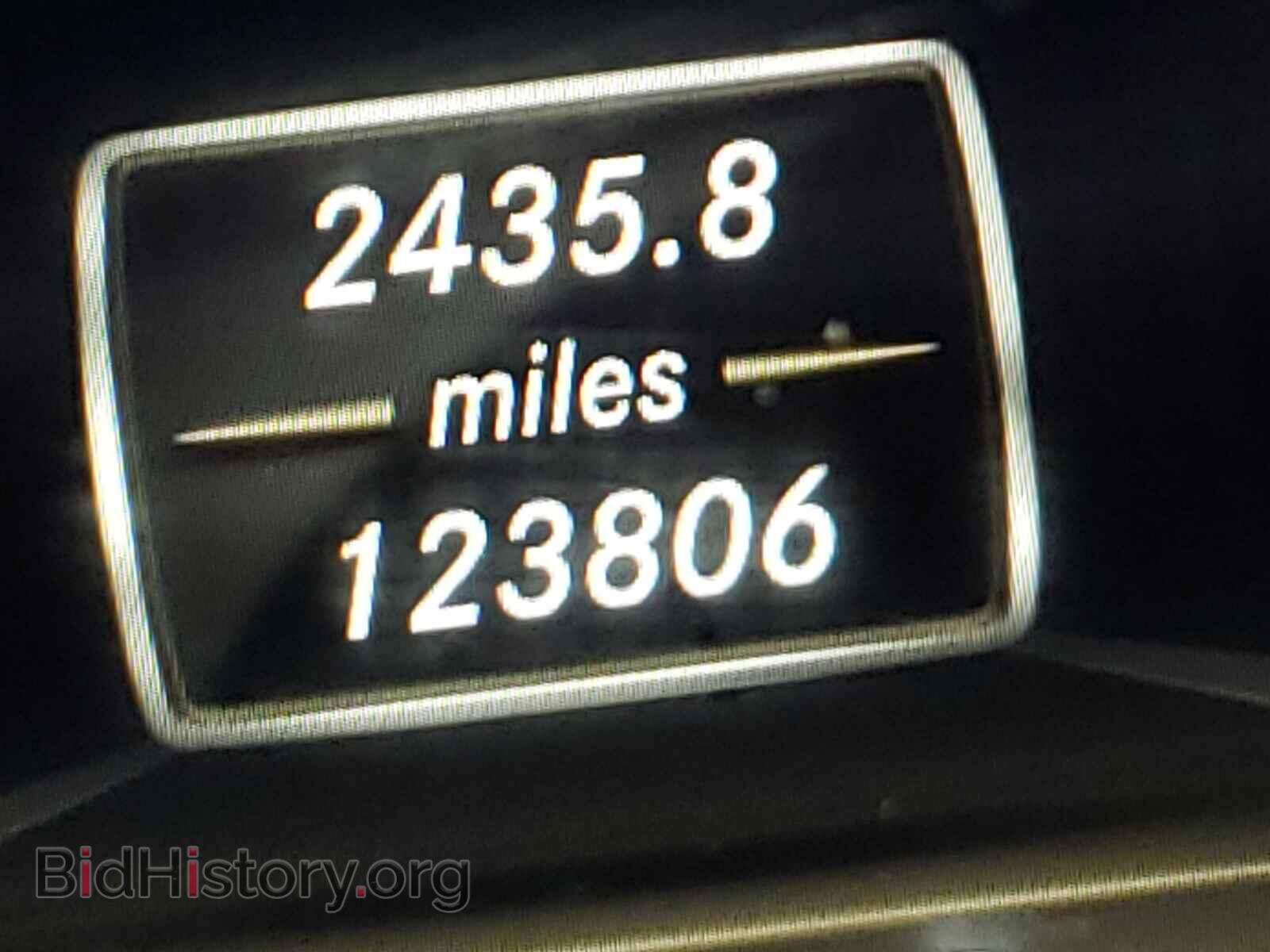 2012 MERCEDES-BENZ E-CLASS - VIN: WDDHF8JB1CA622708 - Фото 8