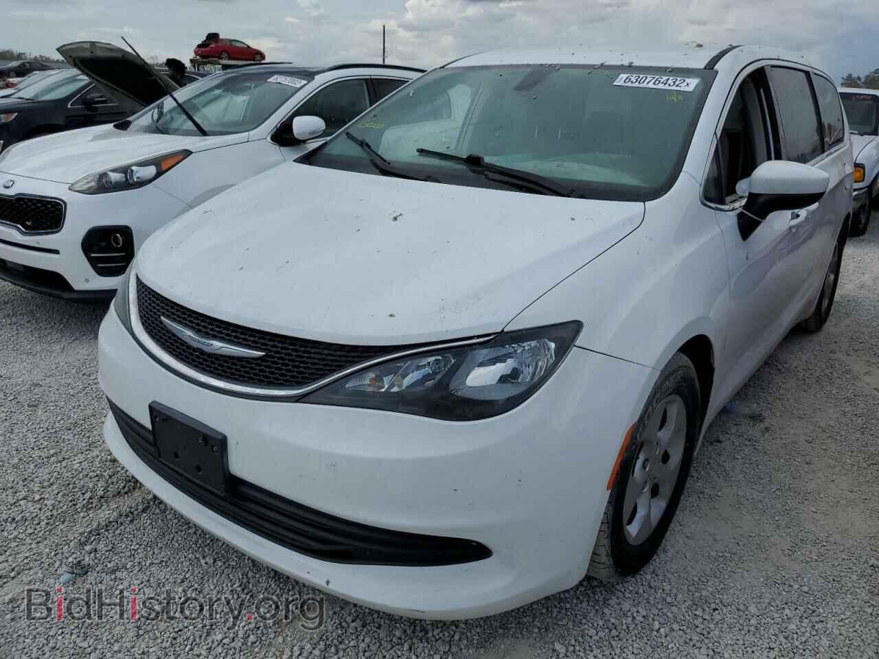 2017 CHRYSLER PACIFICA - VIN: 2C4RC1CG1HR570782 - Photo 2