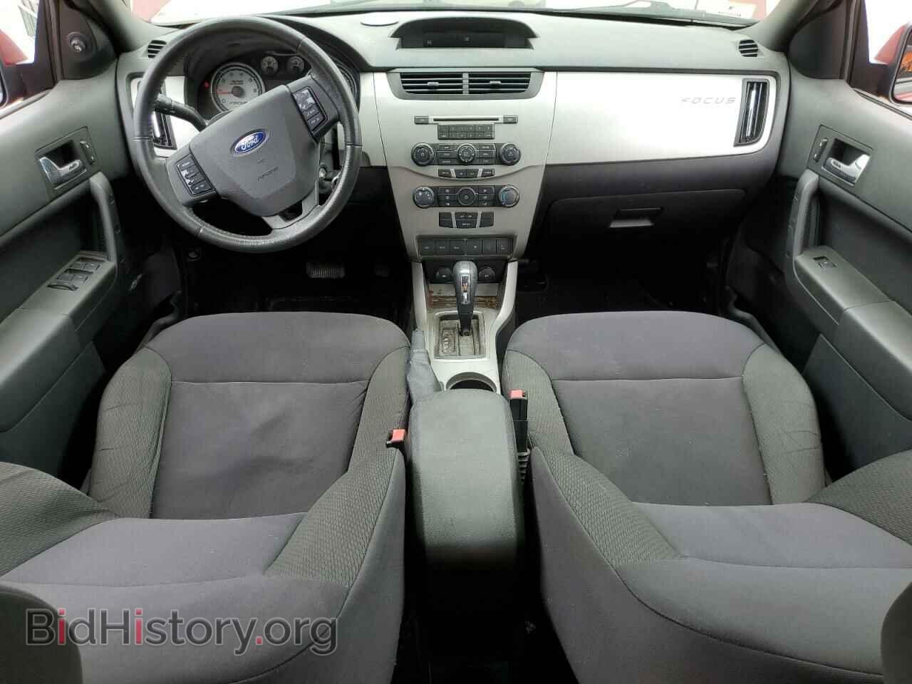 2011 FORD FOCUS - VIN: 1FAHP3GN7BW199541 - Photo 8