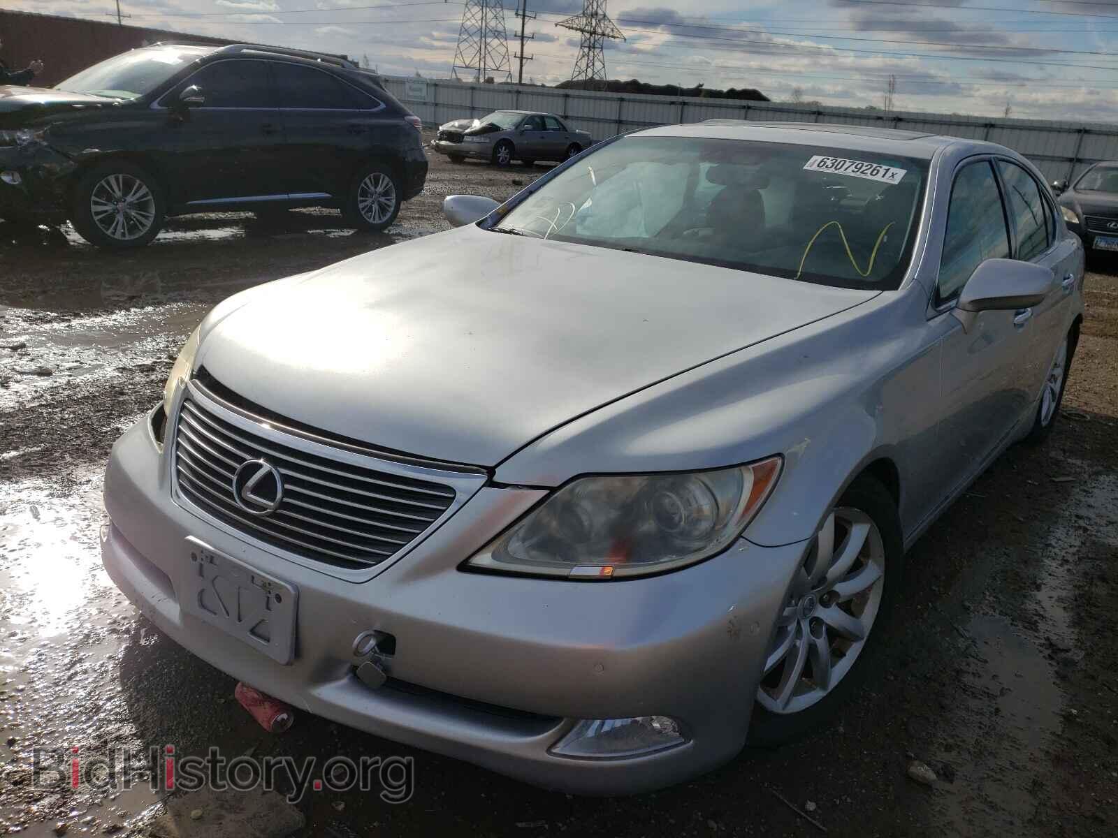 2009 LEXUS LS460 - VIN: JTHCL46F395001570 - Фото 2