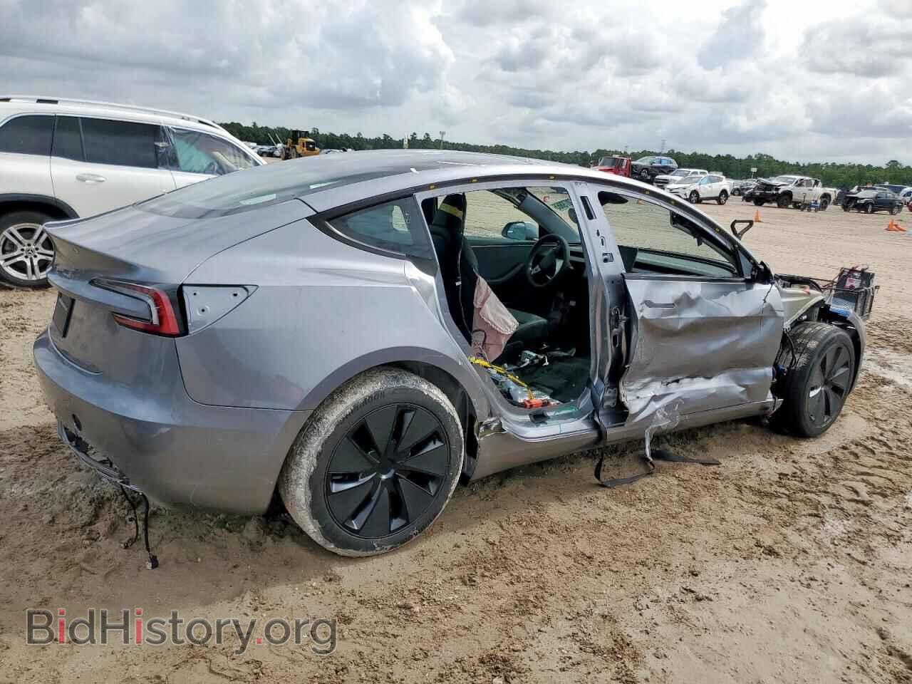 2025 TESLA MODEL 3 - VIN: 5YJ3E1EAXSF994019 - Photo 3