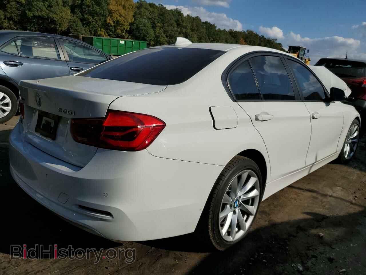 2016 BMW 3 SERIES - VIN: WBA8A3C53GK551771 - Фото 4