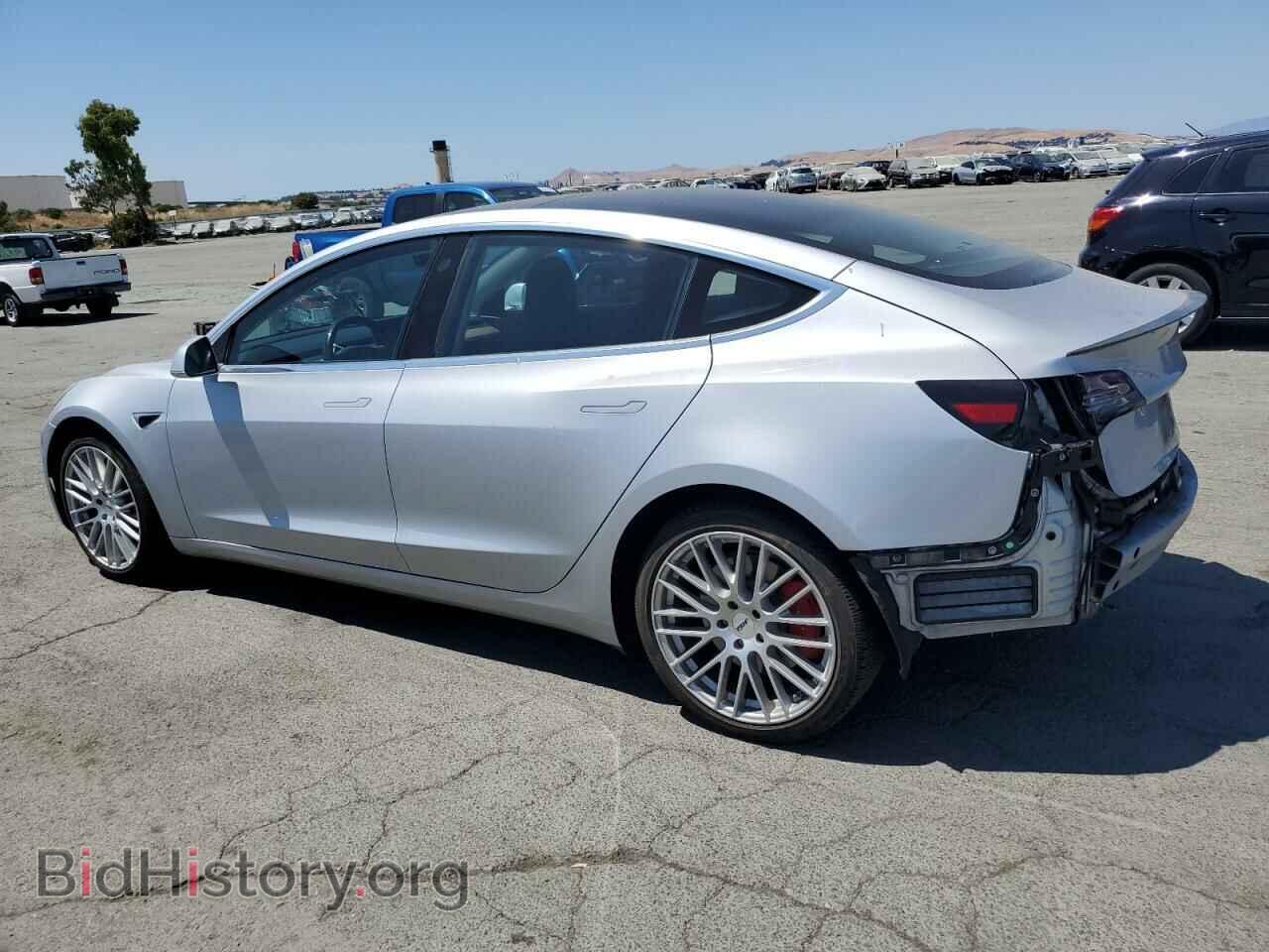 2018 TESLA MODEL 3 - VIN: 5YJ3E1EB3JF072134 - Photo 2
