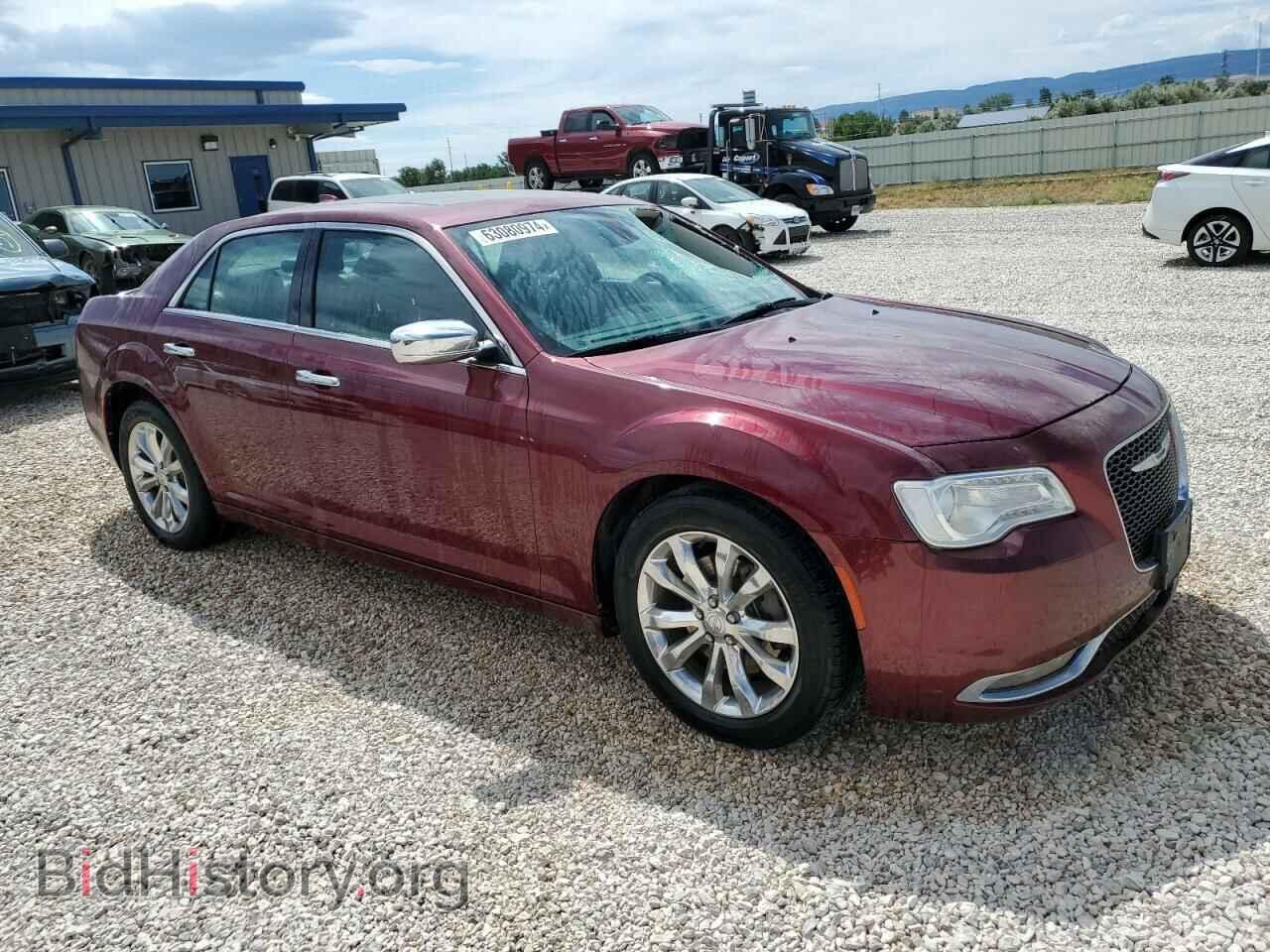 2017 CHRYSLER 300 - VIN: 2C3CCAKG0HH565512 - Фото 4