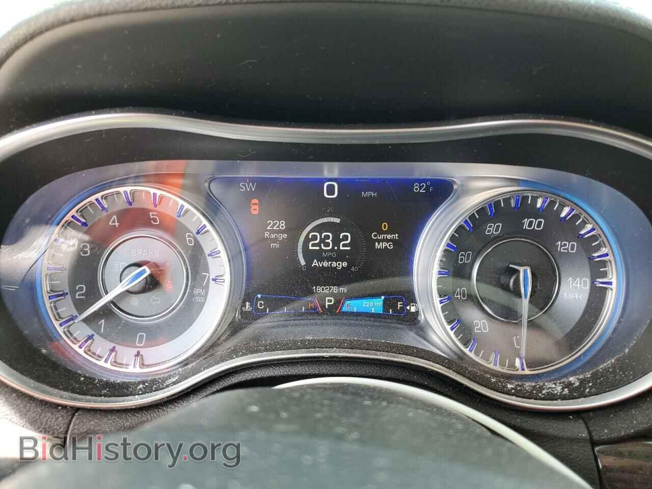 2017 CHRYSLER 300 - VIN: 2C3CCAKG0HH565512 - Фото 9