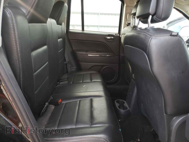 2011 Jeep COMPASS (VIN 1J4NT5FB3BD226879) — photo 6 of 10