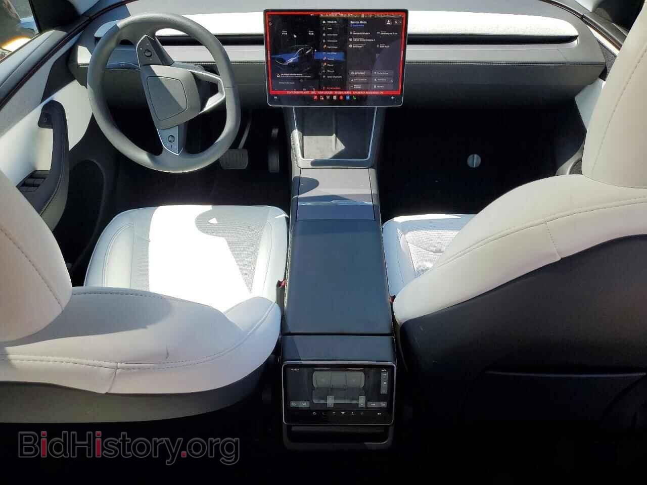 2026 TESLA MODEL Y - VIN: 7SAYGDED1TF546171 - Photo 8