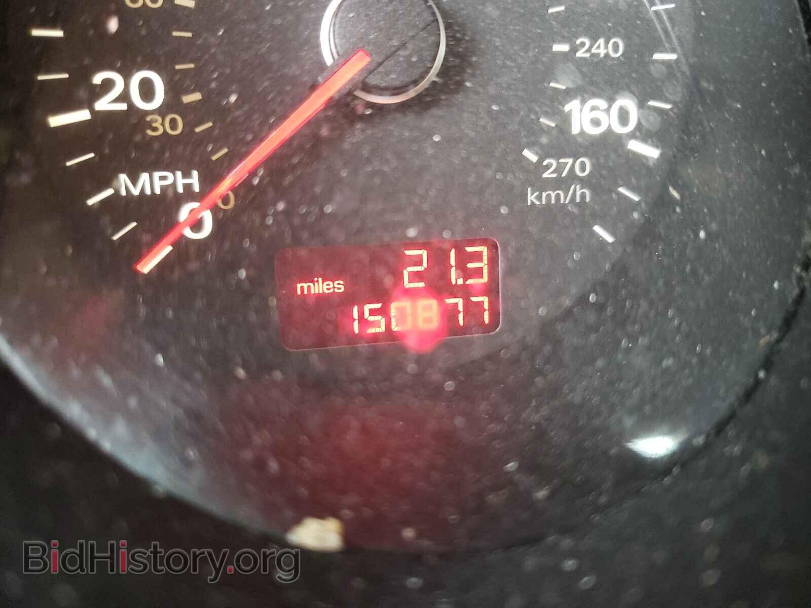 2010 AUDI A8 - VIN: WAURVAFA1AN006938 - Фото 8