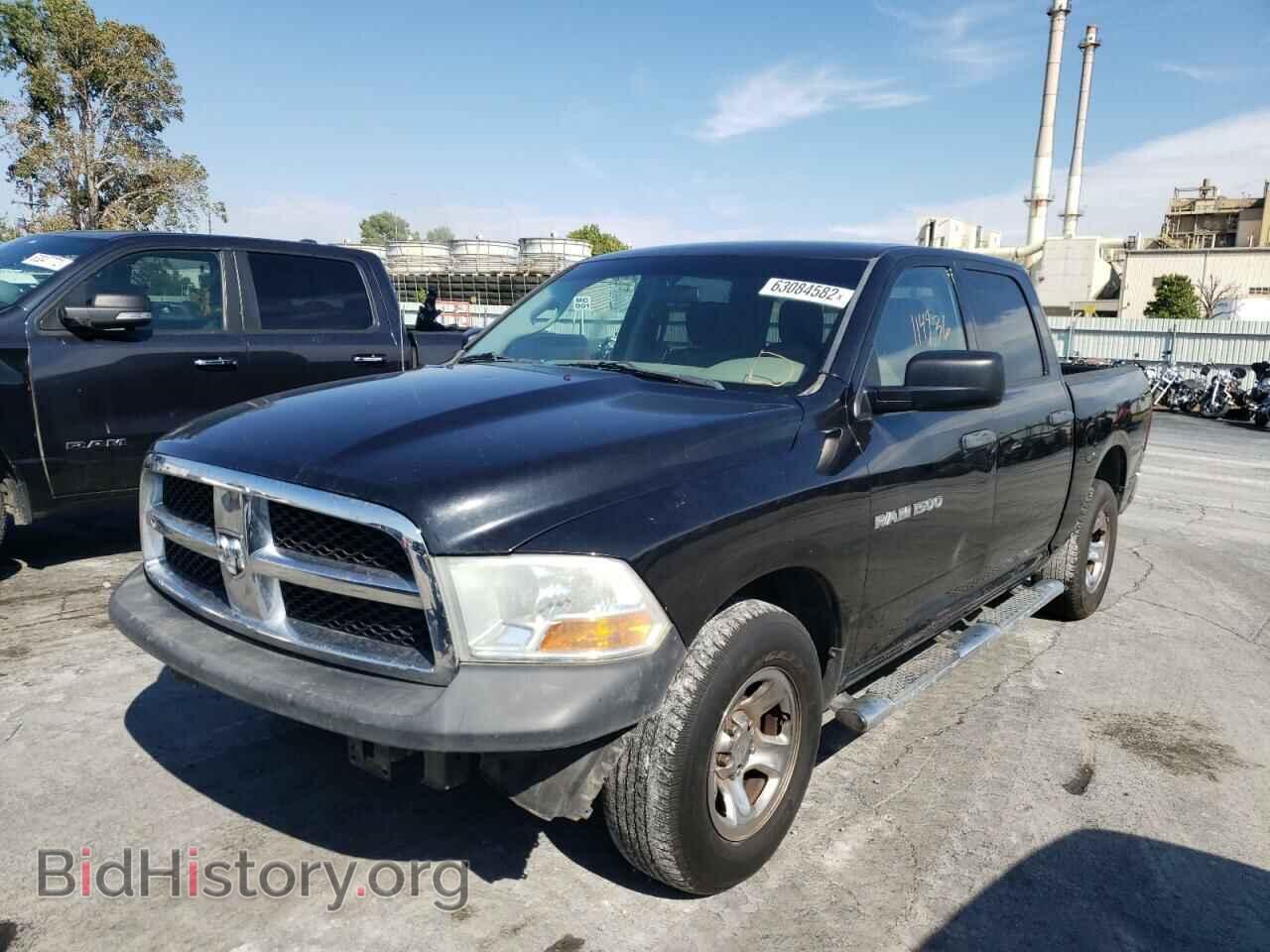 2011 DODGE RAM 1500 - VIN: 1D7RB1CP9BS656548 - Фото 2