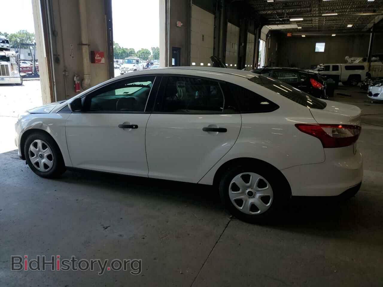 2014 FORD FOCUS - VIN: 1FADP3E21EL115162 - Фото 2