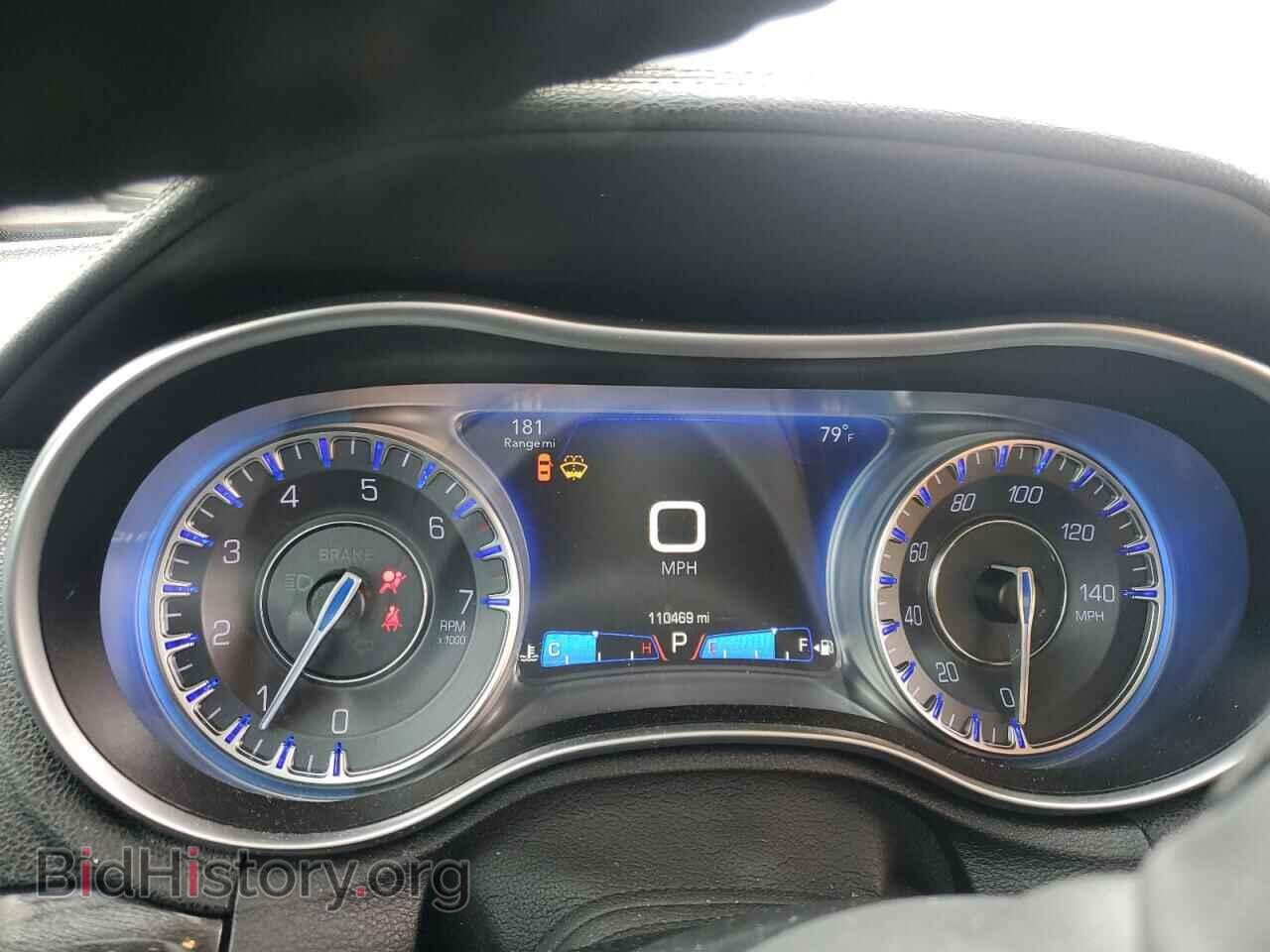 2018 CHRYSLER 300 - VIN: 2C3CCAAG7JH342021 - Фото 9