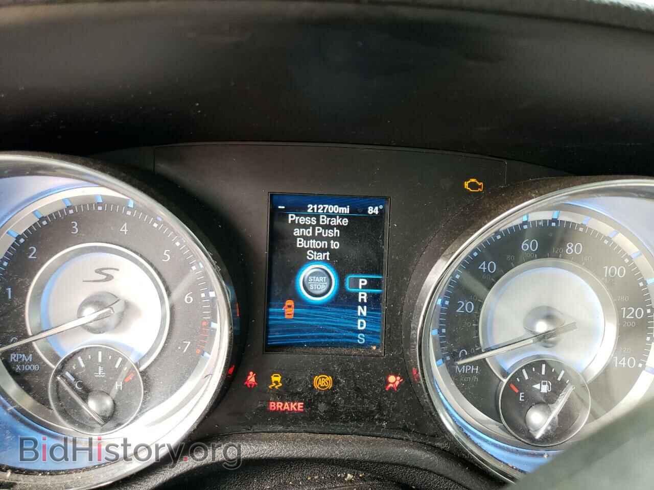 2014 CHRYSLER 300 - VIN: 2C3CCABG5EH163223 - Фото 9