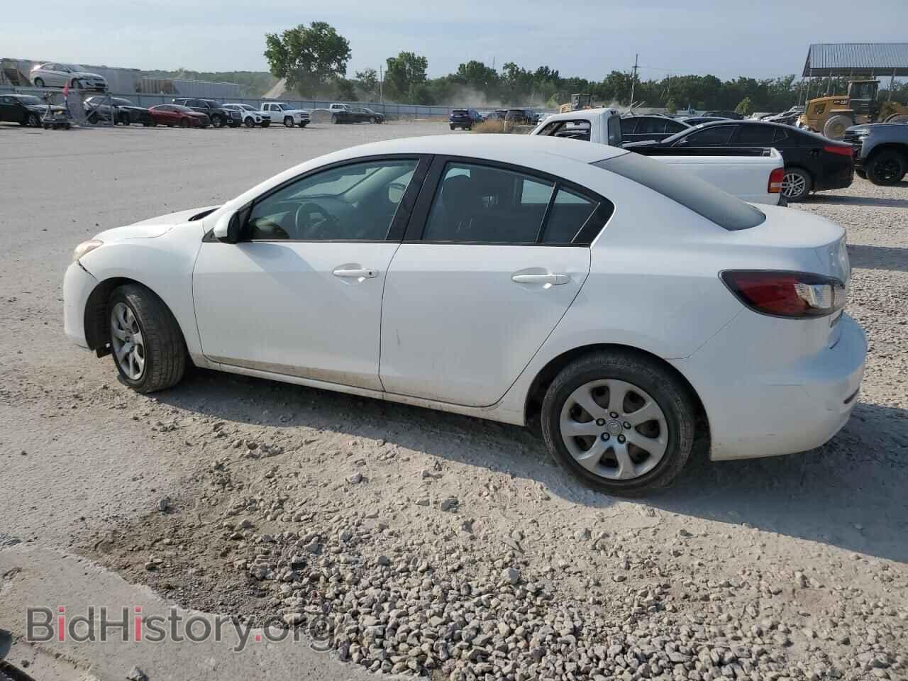2013 MAZDA 3 - VIN: JM1BL1TF3D1836469 - Фото 2