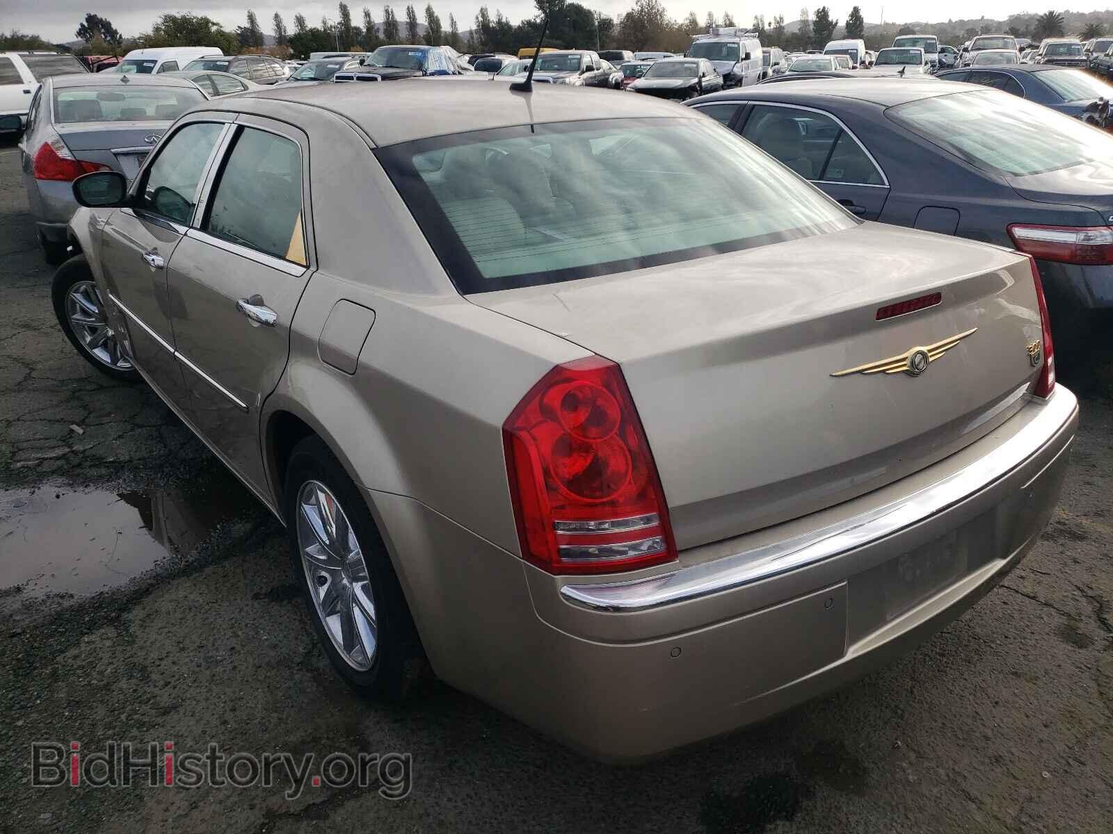 2008 CHRYSLER 300 - VIN: 2C3LA63H88H229245 - Фото 3