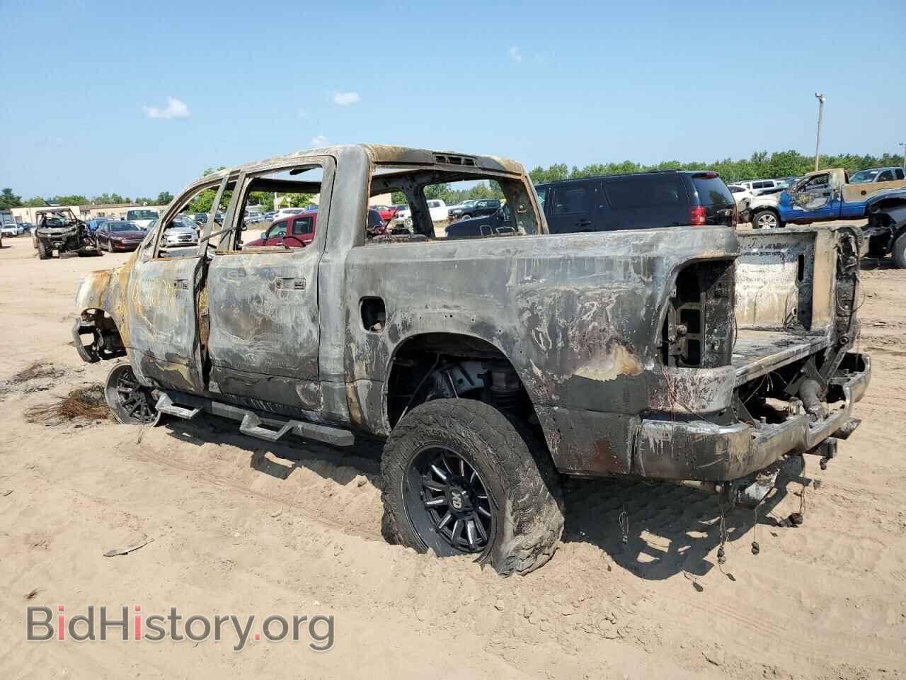 2019 RAM 1500 - VIN: 1C6SRFKT4KN577183 - Фото 2